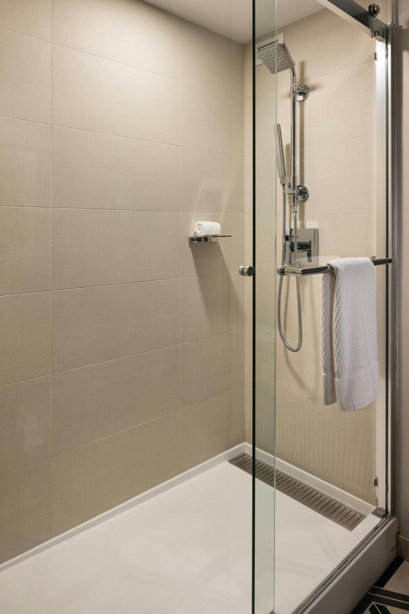 Oshkosh Marriott Waterfront Hotel & Convention Center 외부 사진