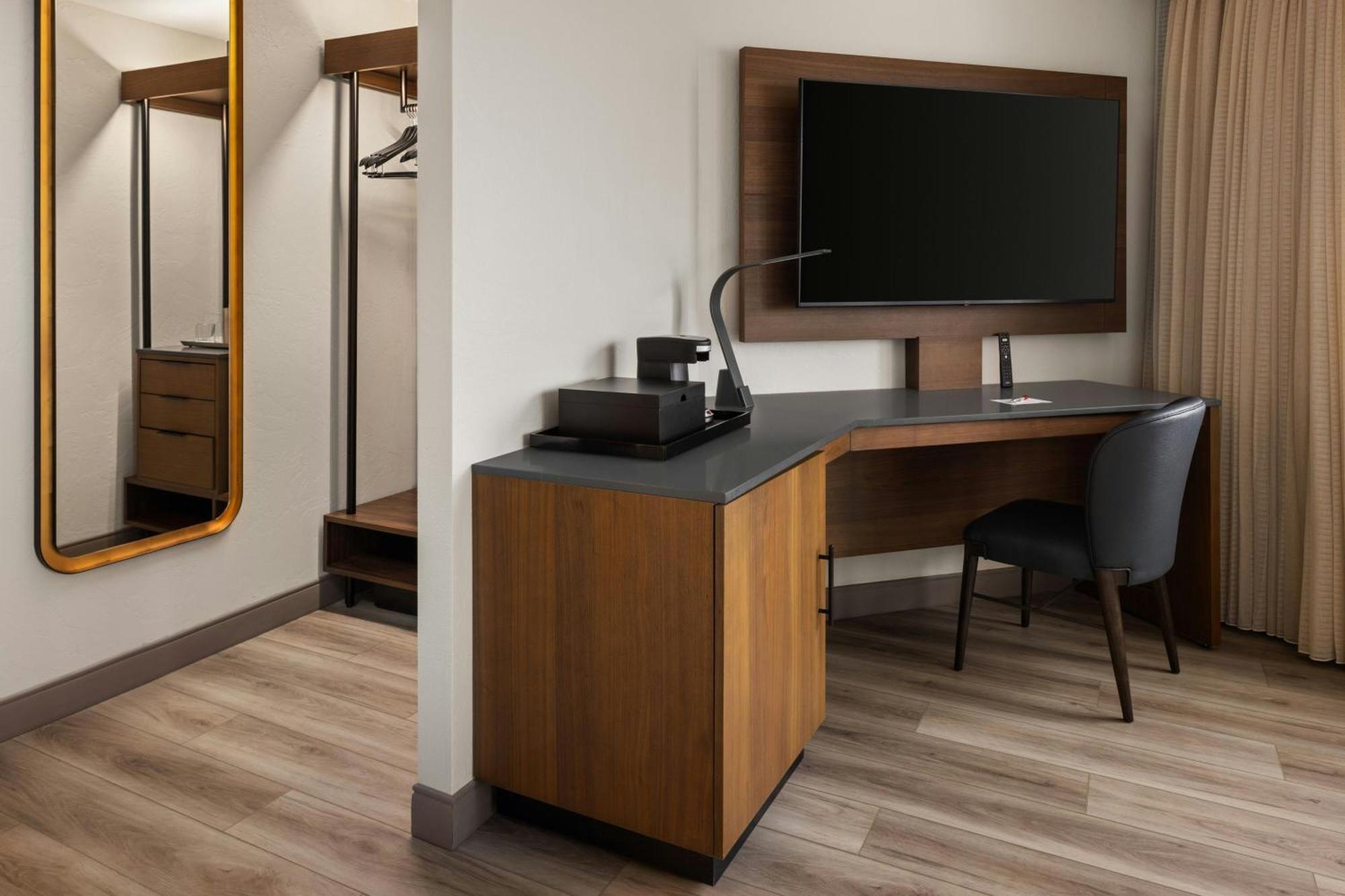 Oshkosh Marriott Waterfront Hotel & Convention Center 외부 사진